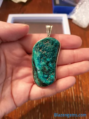 MONTANA BIG SKY TURQUOISE (CHRYSOCOLLA) IN 14K GOKD