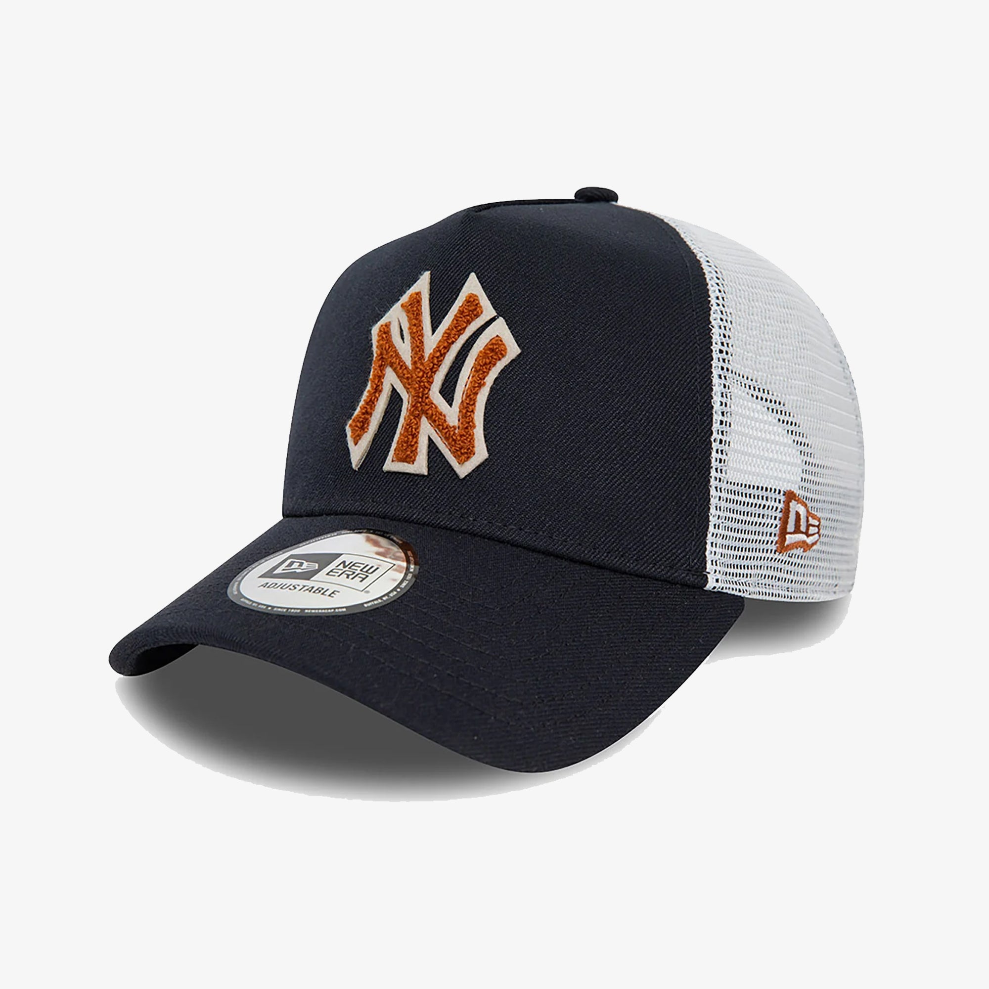 NEW YORK YANKEES BOUCLE NAVY TRUCKER CAP 'NAVY'