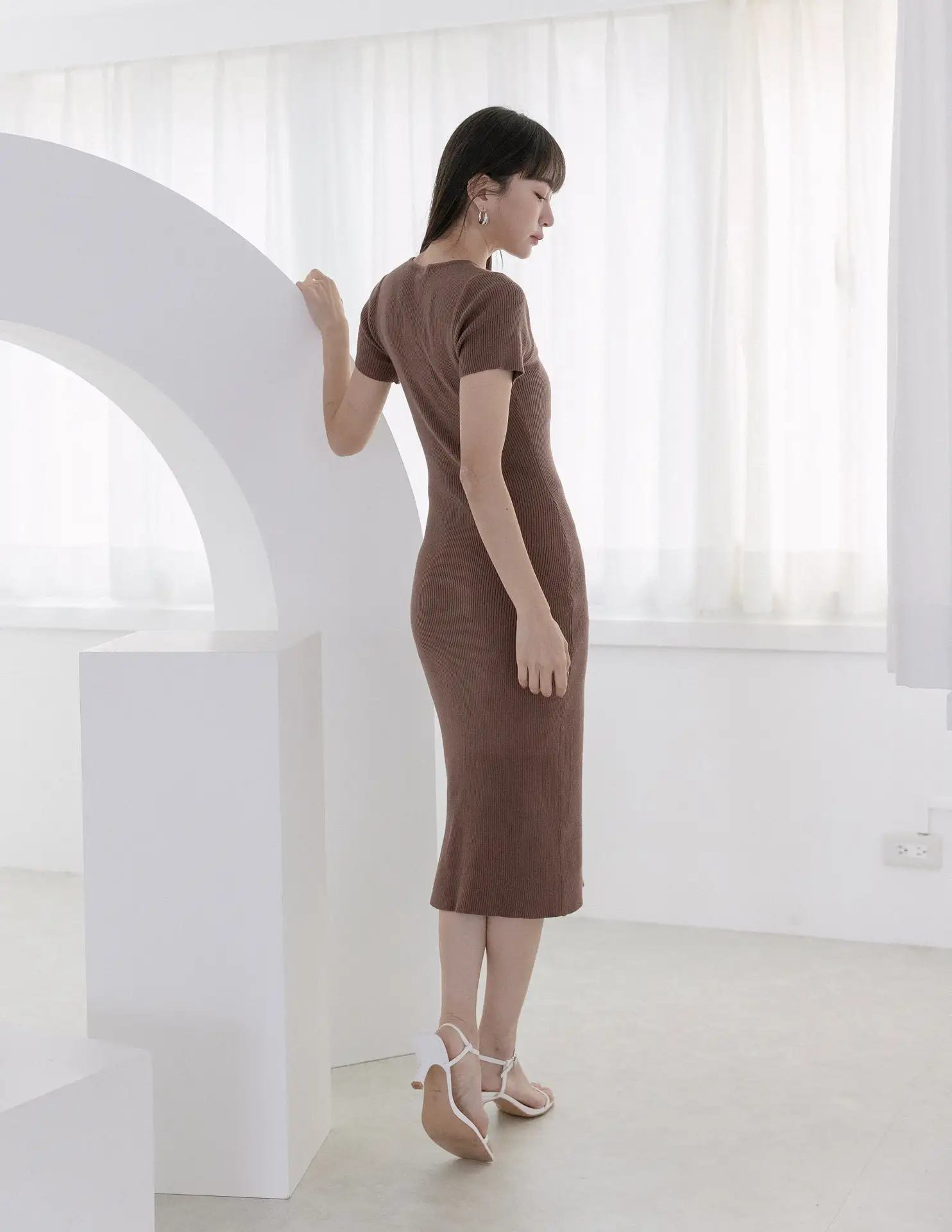 Phyllis Dress in Mocha