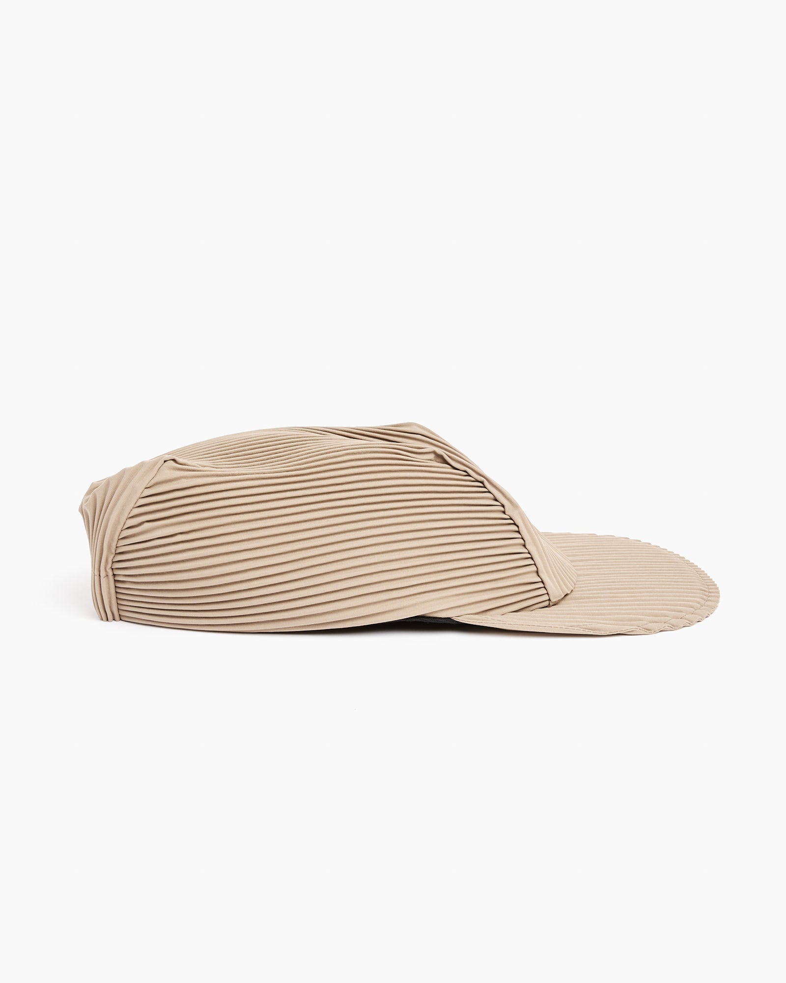 Pleats Cap in Light Mocha Brown