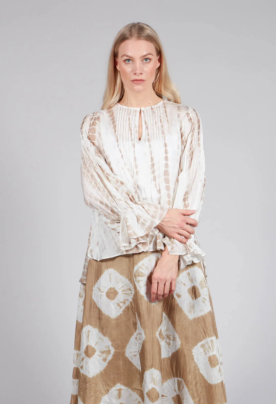 Tana Shirt in Beige and Cream