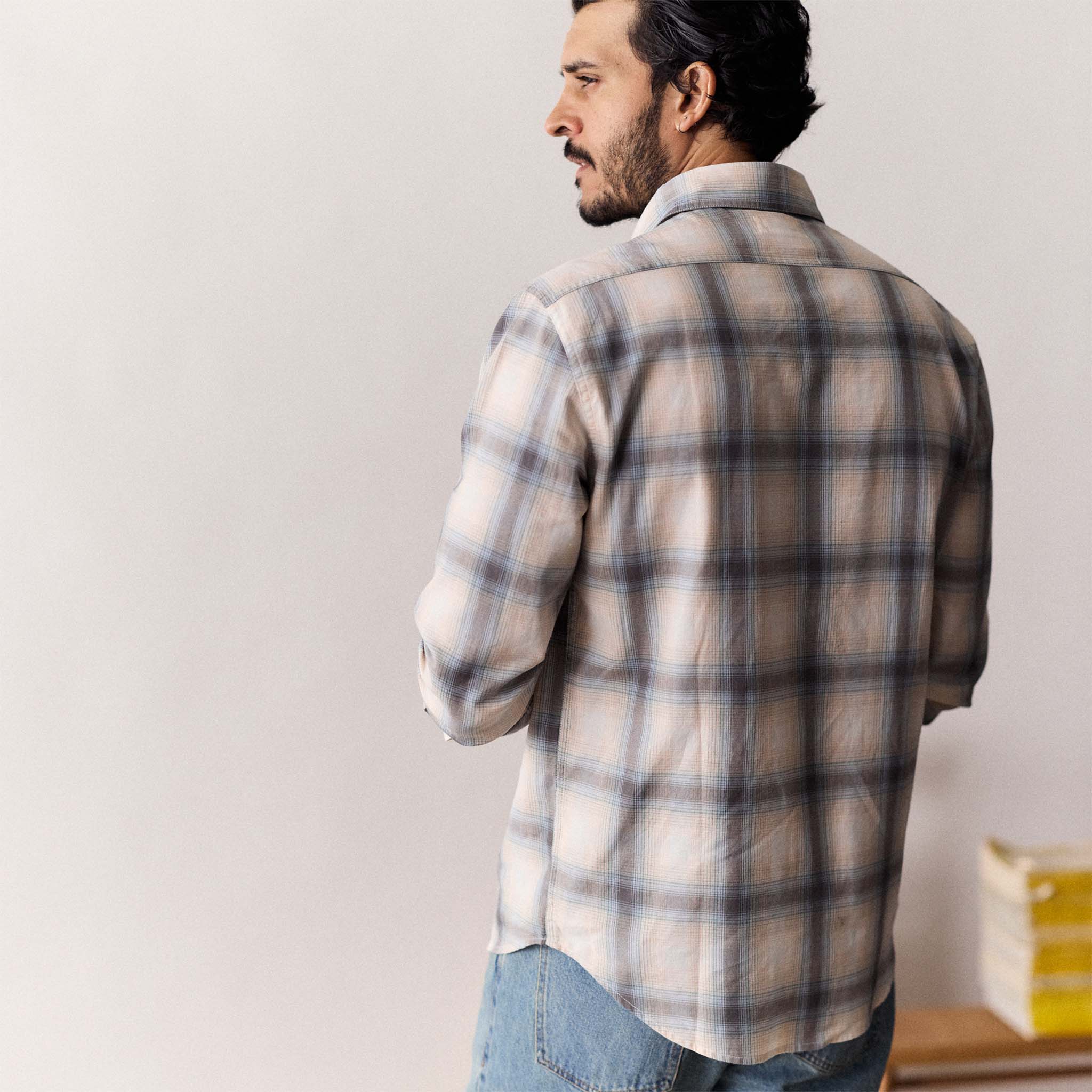 The Craftsman Shirt in Sky Shadow Plaid