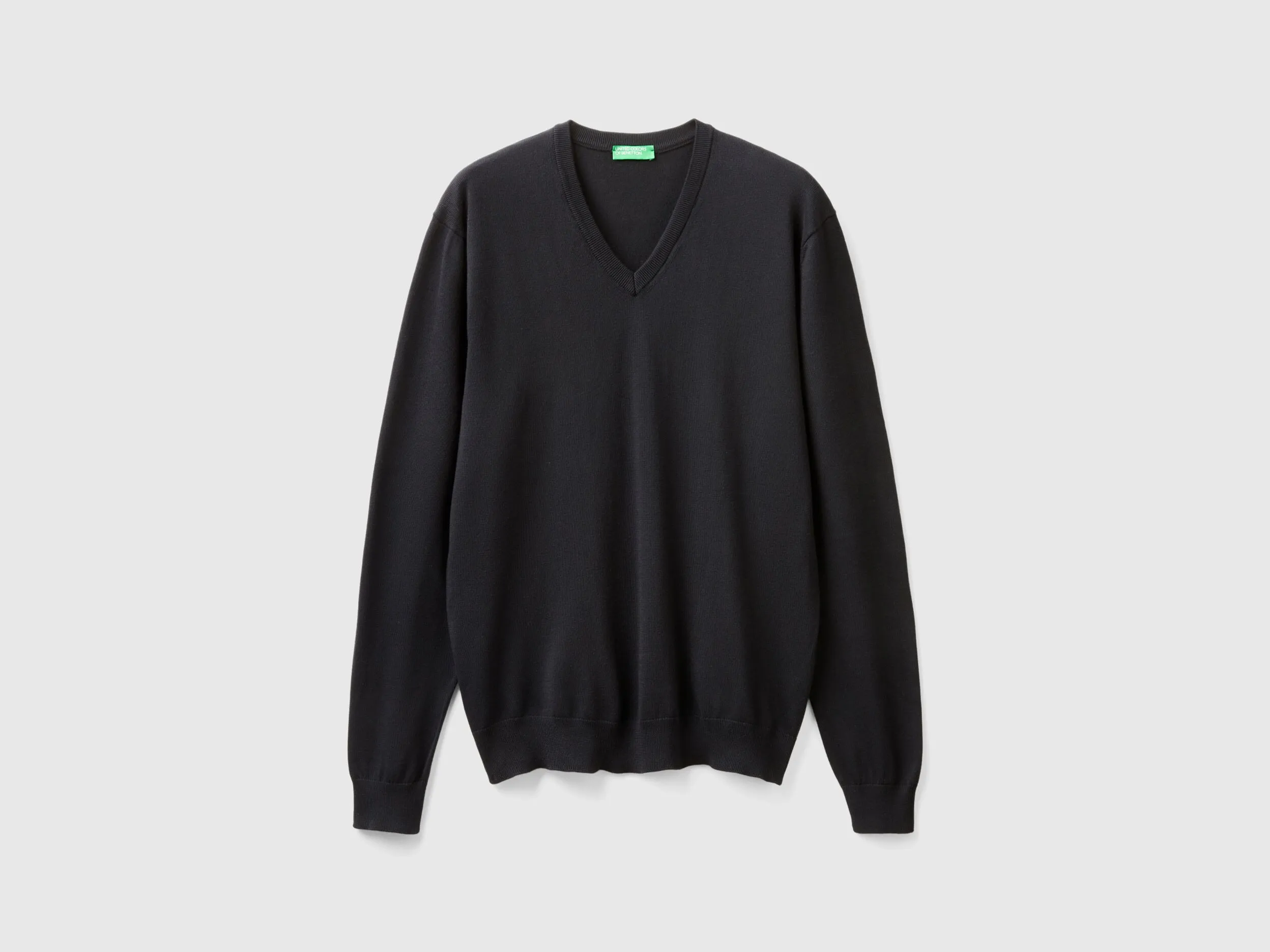 V-neck sweater in pure cotton - Black | Benetton