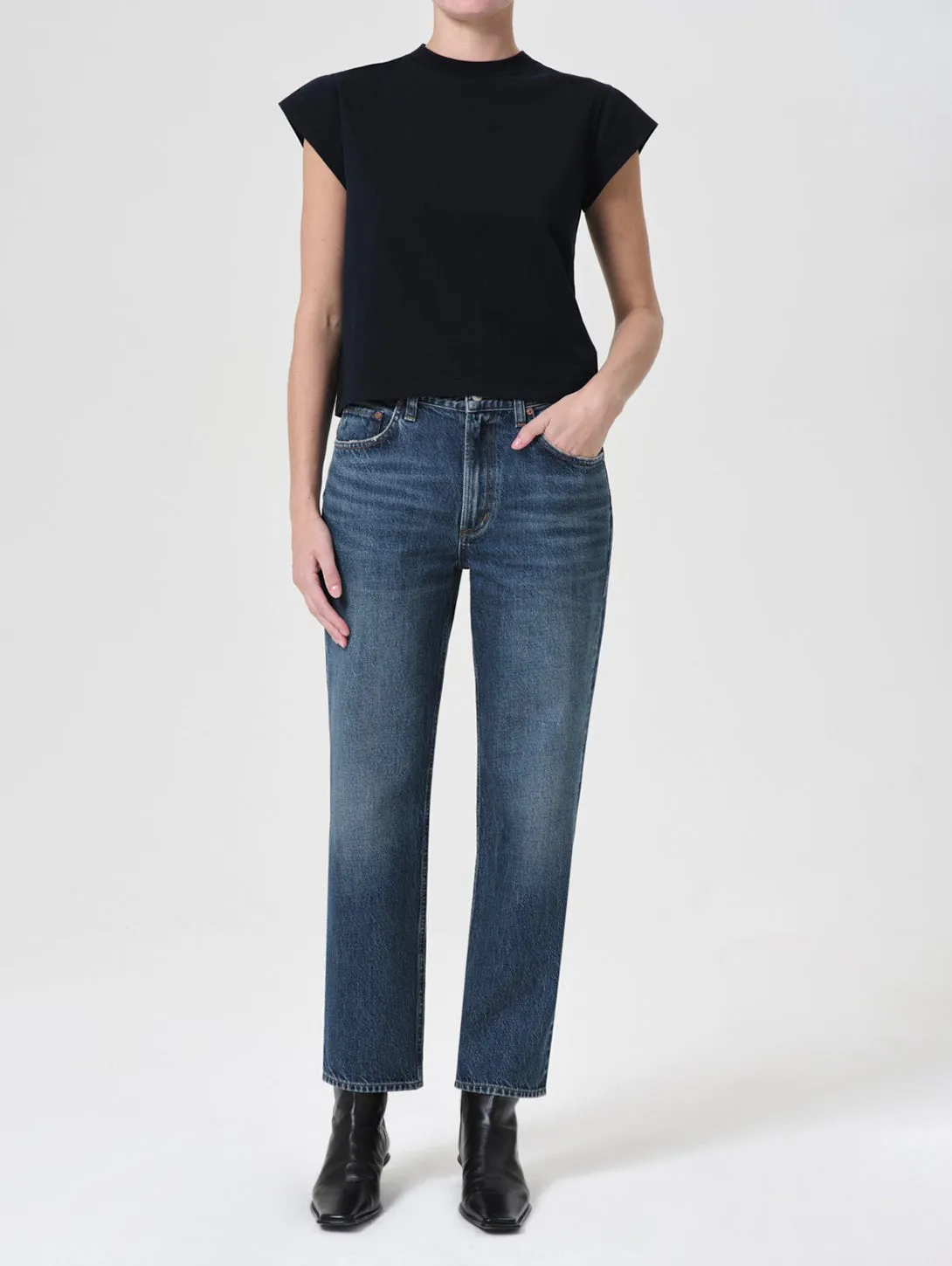 Valen Mid Rise Vintage Straight Jean - Essence