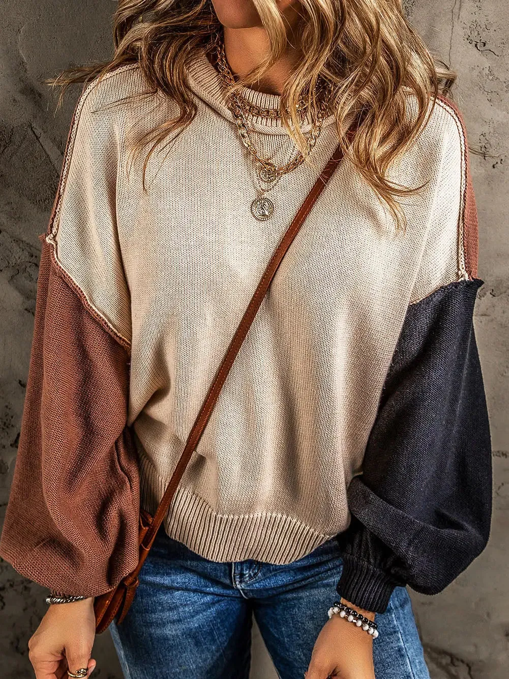 Women's Colorblock Bishop Sleeve Sweater in Coffee