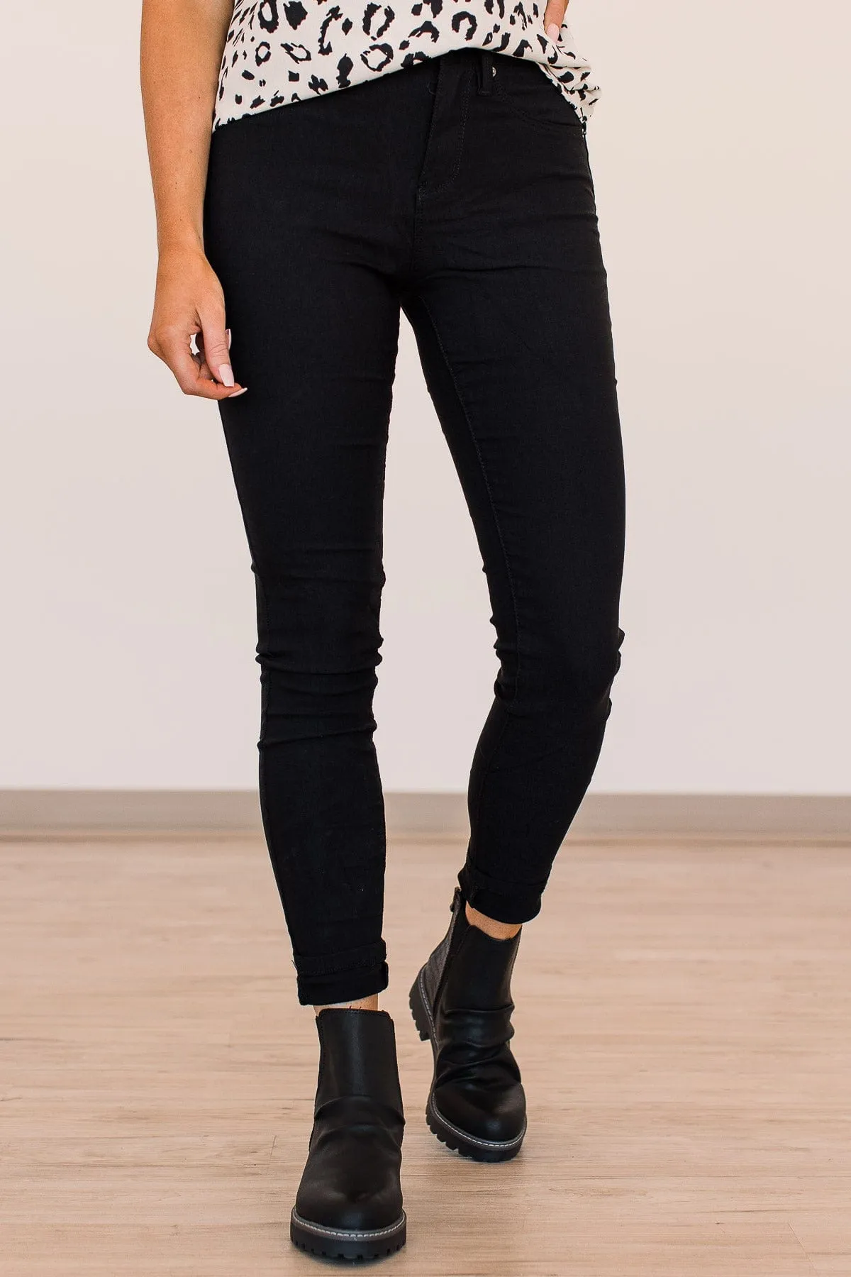 YMI Mid-Rise Jeggings- Helena Wash