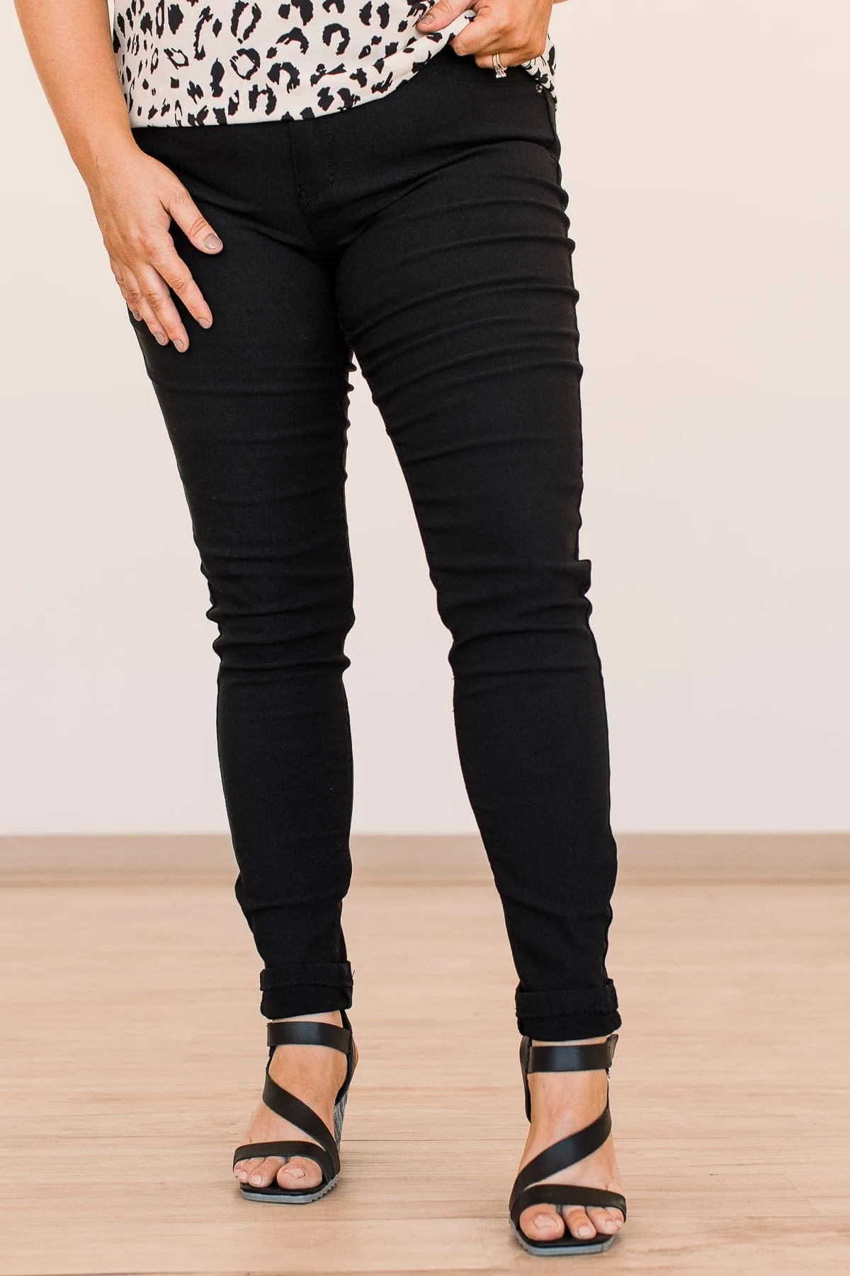 YMI Mid-Rise Jeggings- Helena Wash