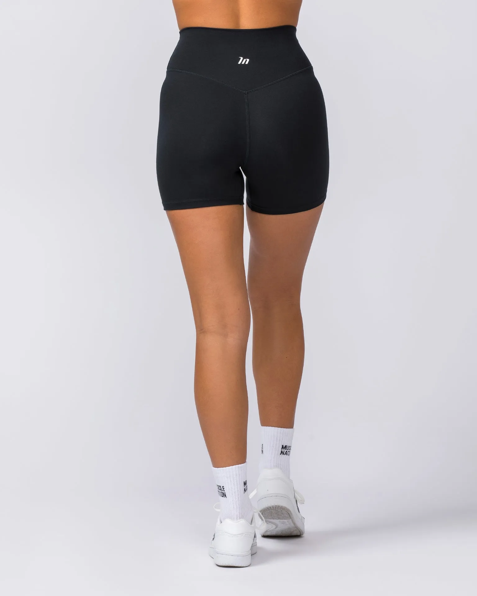 Zero Rise Everyday Midway Shorts - Black (Matte White)